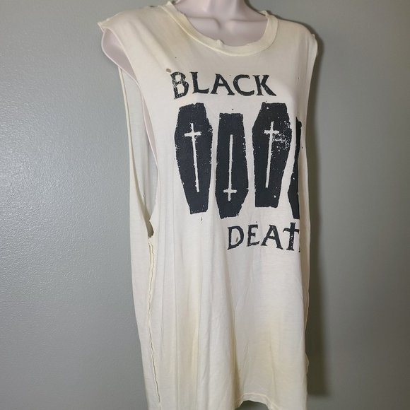 **RARE** Vintage UNIF Black Death Triple Coffin Cross Print Distressed Tank Tee - Picture 5 of 10